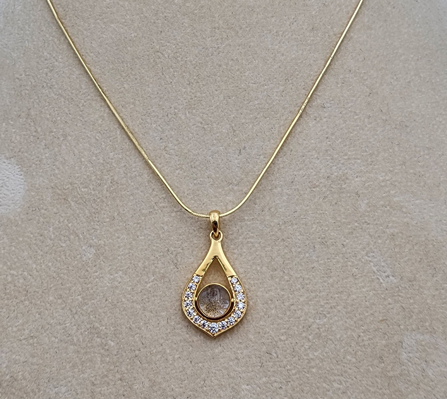 Homestead Handicraft - Fine Salmon Skin Necklace