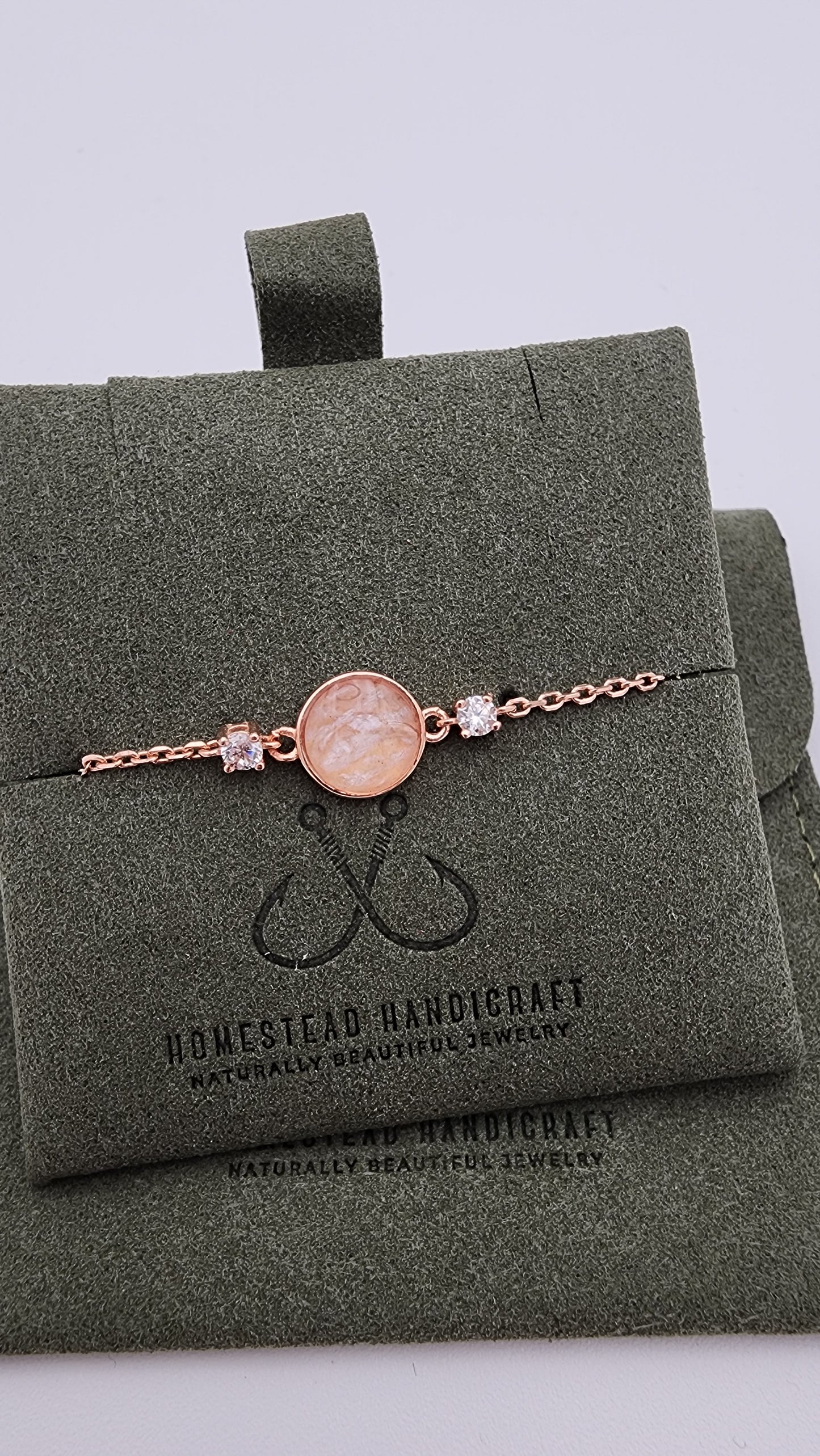 Homestead Handicraft - Fine Salmon Skin Bracelet