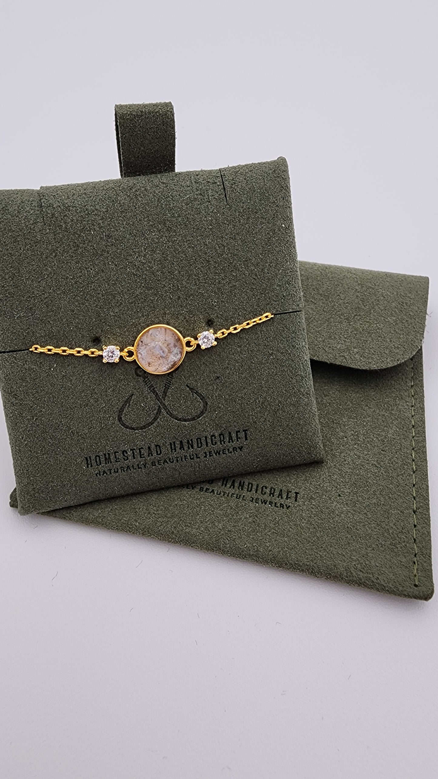 Homestead Handicraft - Fine Salmon Skin Bracelet